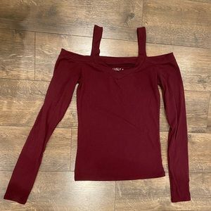 Open shoulder Small long sleeve shirt